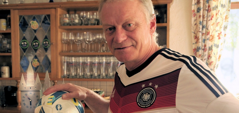 Fußballcheck: Ihr Tipp fürs heutige Spiel, Herr Rainer?