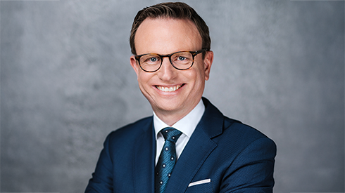 Prof. Dr. Hans Theiss