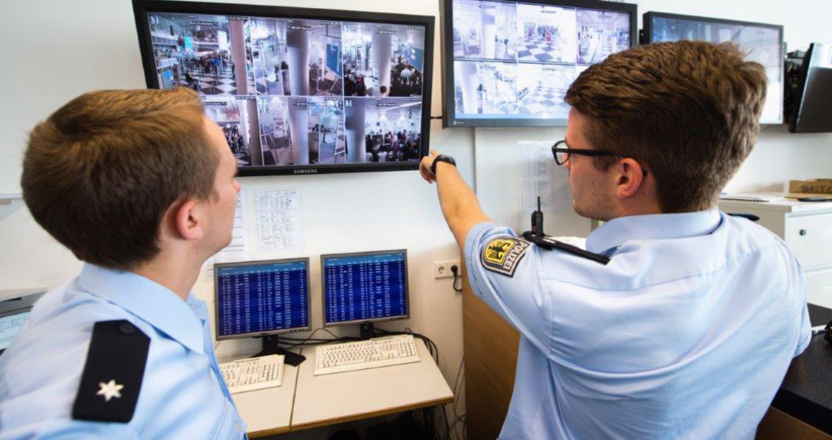 Polizei am Münchner Flughafen