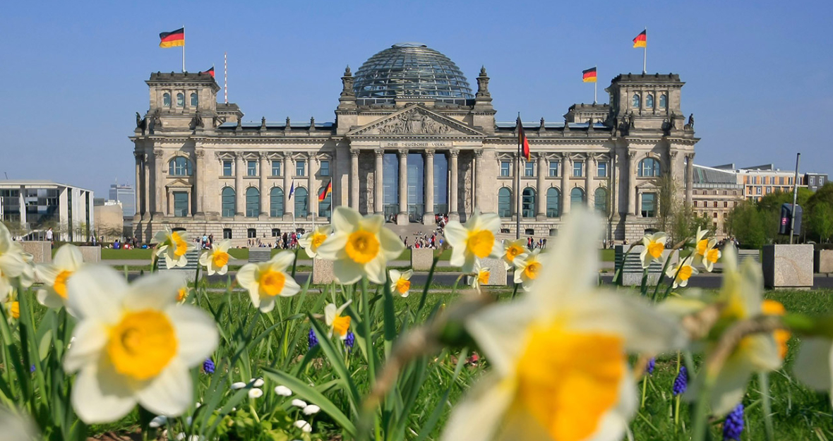Reichstagsgebäude im Frühling Reichstagsgebäude im Frühling
