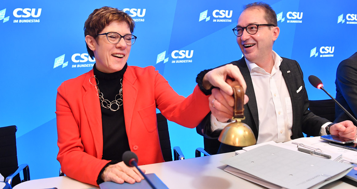 Annegret Kramp-Karrenbauer und Alexander Dobrindt während der Klausurtagung in Kloster Seeon 2019