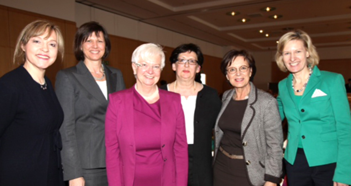 Landesgruppenvorsitzende bei der Frauen-Union Landesgruppenvorsitzende bei der Frauen-Union