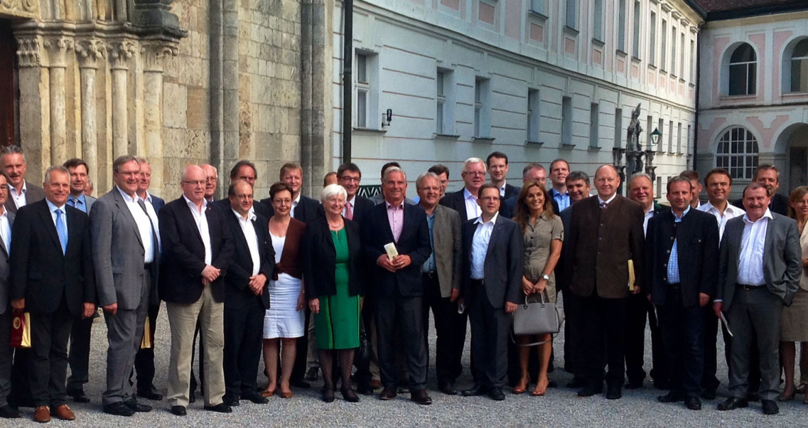 Tagung der CDU/CSU-Fraktionsspitze mit dem ÖVP-Parlamentsklub Tagung der CDU/CSU-Fraktionsspitze mit dem ÖVP-Parlamentsklub_490x275