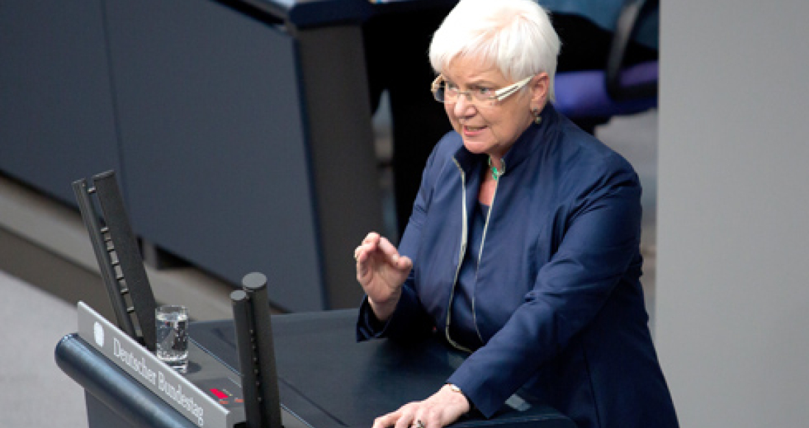 Gerda Hasselfeldt im Plenum Gerda Hasselfeldt im Plenum