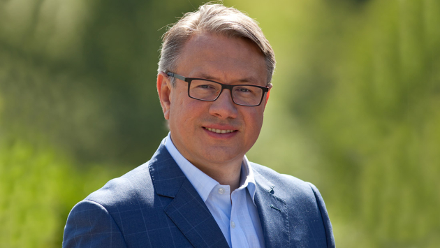 Dr. Georg Nüßlein Dr. Georg Nüßlein