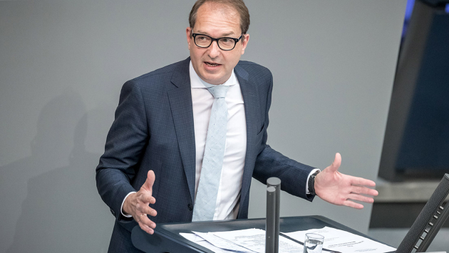Alexander Dobrindt im Deutschen Bundestag Alexander Dobrindt im Deutschen Bundestag