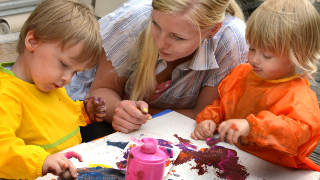 Betreuung von zwei Krippenkindern