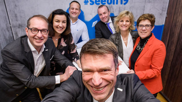 Selfie mit Alexander Dobrindt, Dorothee Bär, Leo Varadkar, Manfred Weber, Daniela Ludwig, Annegret Kramp-Karrenbauer, Stefan Müller