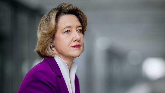 Dr. Anja Weisgerber Dr. Anja Weisgerber