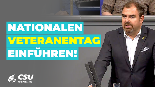 Florian Hahn am Rednerpult im Plenum des Deutschen Bundestages