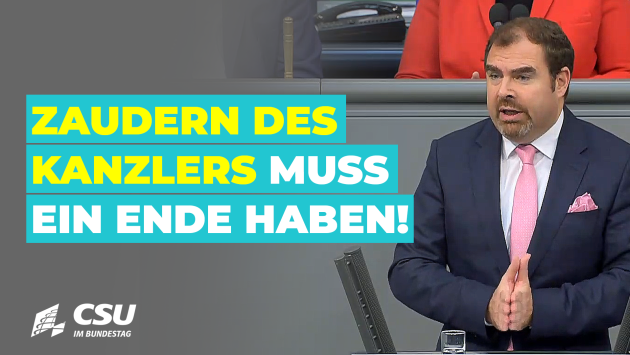 Florian Hahn am Rednerpult im Plenum des Deutschen Bundestages