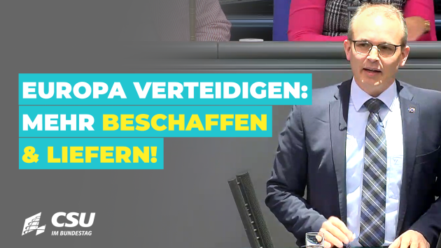 Tobias Winkler am Rednerpult im Plenum des Deutschen Bundestages