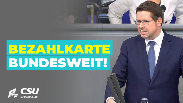 Stephan Stracke am Rednerpult im Plenum des Deutschen Bundestages