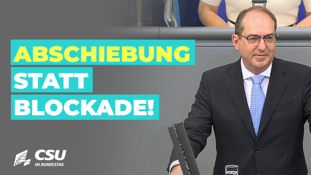 Alexander Dobrindt am Rednerpult im Plenum des Deutschen Bundestages