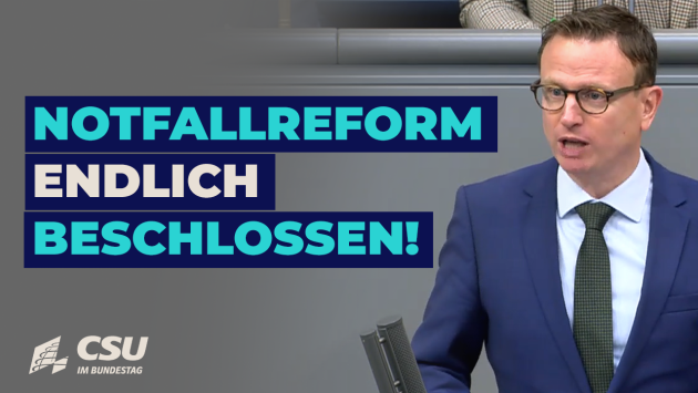 Hans Theiss am Rednerpult im Plenum des Deutschen Bundestages