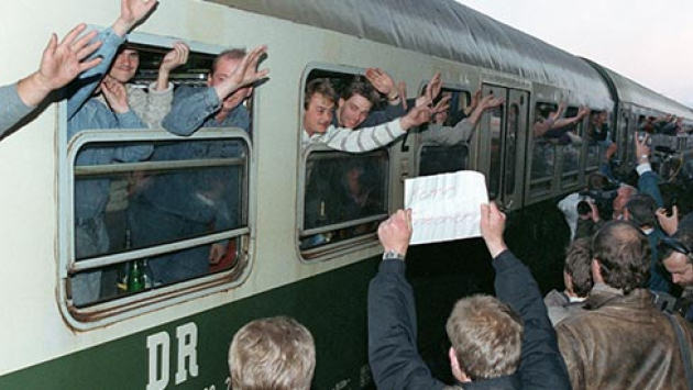 DDR-Übersiedler_490x275