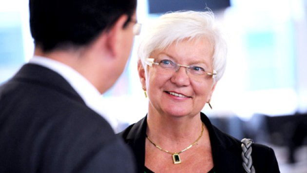 Gerda Hasselfeldt im Interview_490x275