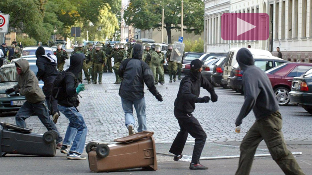 Angriff auf die Polizei