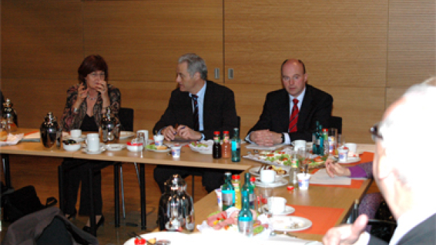 CSU-Landesgruppe im Gespräch mit Bayerischer Staatsministerin Christa Stewens