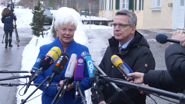 Bundesinnenminister de Maizière sprach mit den CSU-Abgeordneten in Kreuth über aktuelle Fragen der Innenpolitik