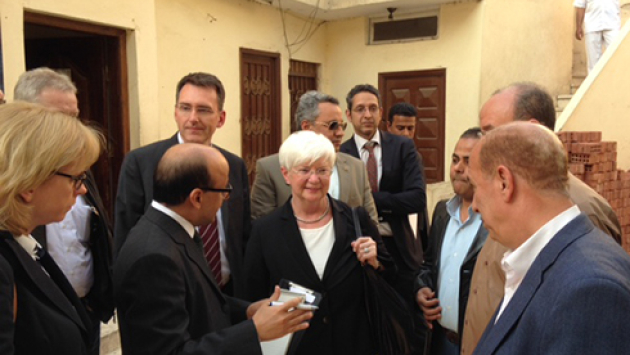 Die CSU-Landesgruppenvorsitzende Gerda Hasselfeldt besucht ein Entwicklungshilfeprojekt der GIZ in Kairo