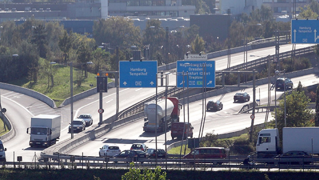 Straßenverkehr: PKW-Maut ist eine Frage der Gerechtigkeit Straßenverkehr: PKW-Maut ist eine Frage der Gerechtigkeit_490x275