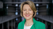 Dr. Anja Weisgerber