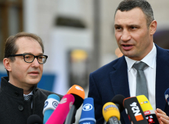 Alexander Dobrindt und Vitali Klitschko, Bürgermeister von Kiew und Vorsitzender des Block Poroshenko