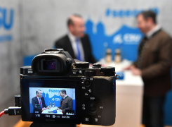 Manfred Weber und Florian Hahn in der Media-Lounge