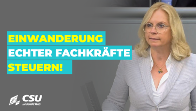 Andrea Lindholz im Plenum des Deutschen Bundestages