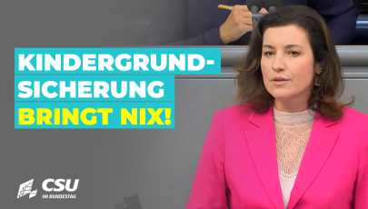 Dorothee Bär im Plenum des Deutschen Bundestages