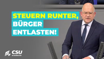 Sebastian Brehm am Rednerpult im Plenum des Deutschen Bundestages