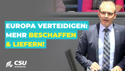 Tobias Winkler am Rednerpult im Plenum des Deutschen Bundestages