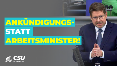 Stephan Stracke am Rednerpult im Plenum des Deutschen Bundestages